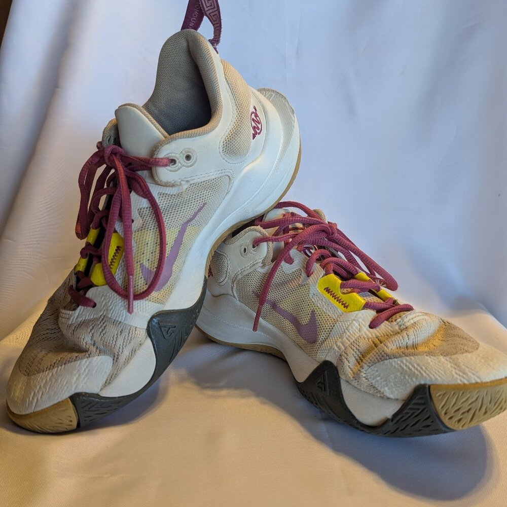 Nike Giannis Immortality 2 Shoes  Sail Rattan DM0825100 Mens 6.5